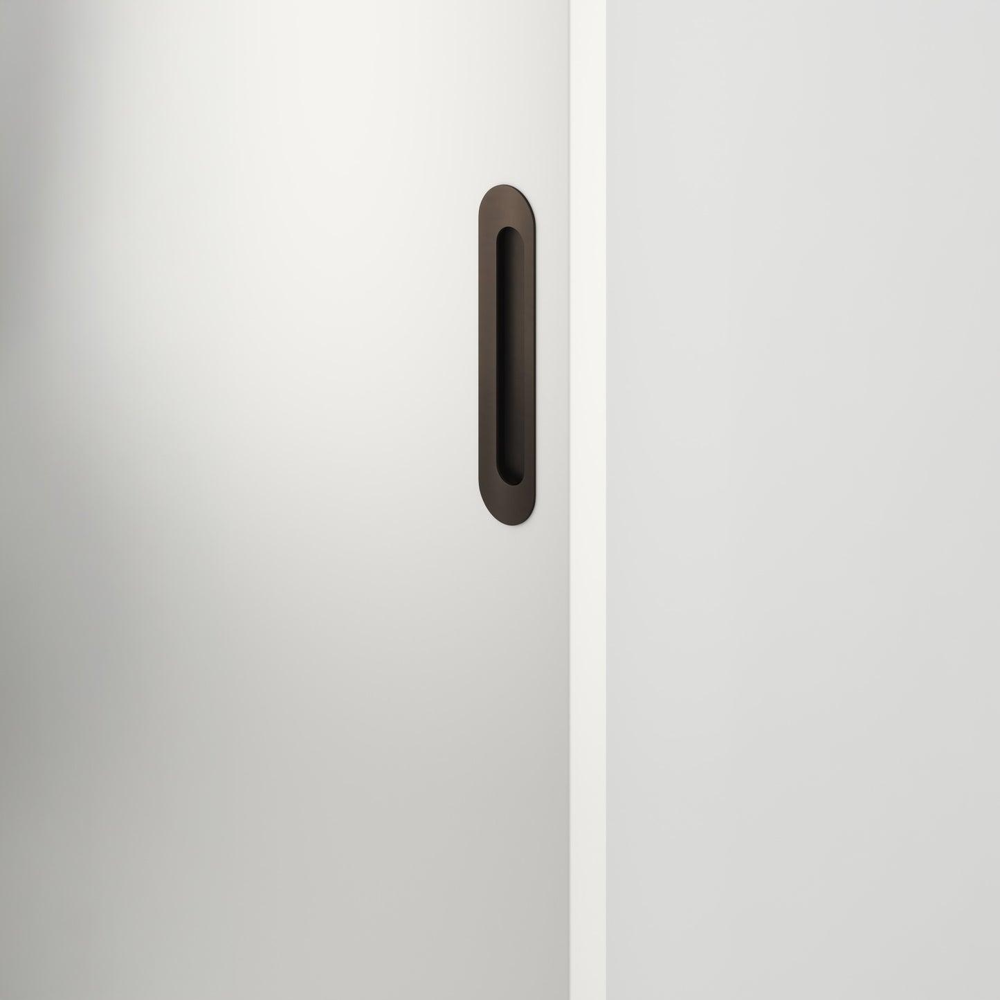 Iver Flush Pull Puerto Oval Signature Brass