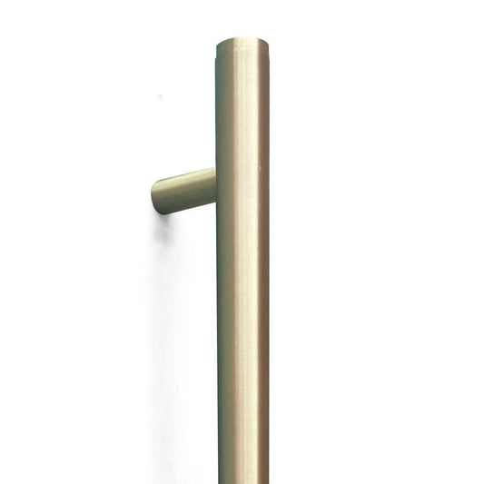 Momo Bellevue Plain Entry Door Pull Handle Brushed Satin Brass