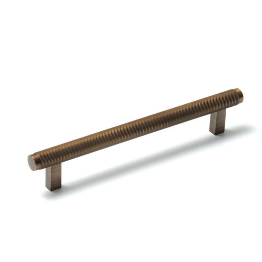 Momo Bellevue 160mm Lined Bar Cabinet Pull Handle Bronze