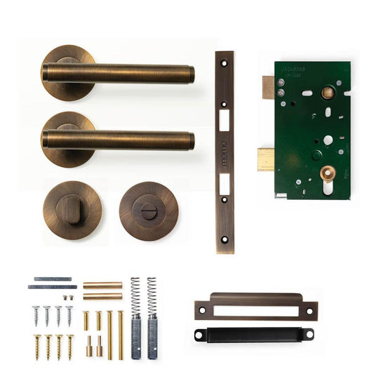 Momo Bellevue Plain Door Handle Mortice Lock Privacy Set Bronze