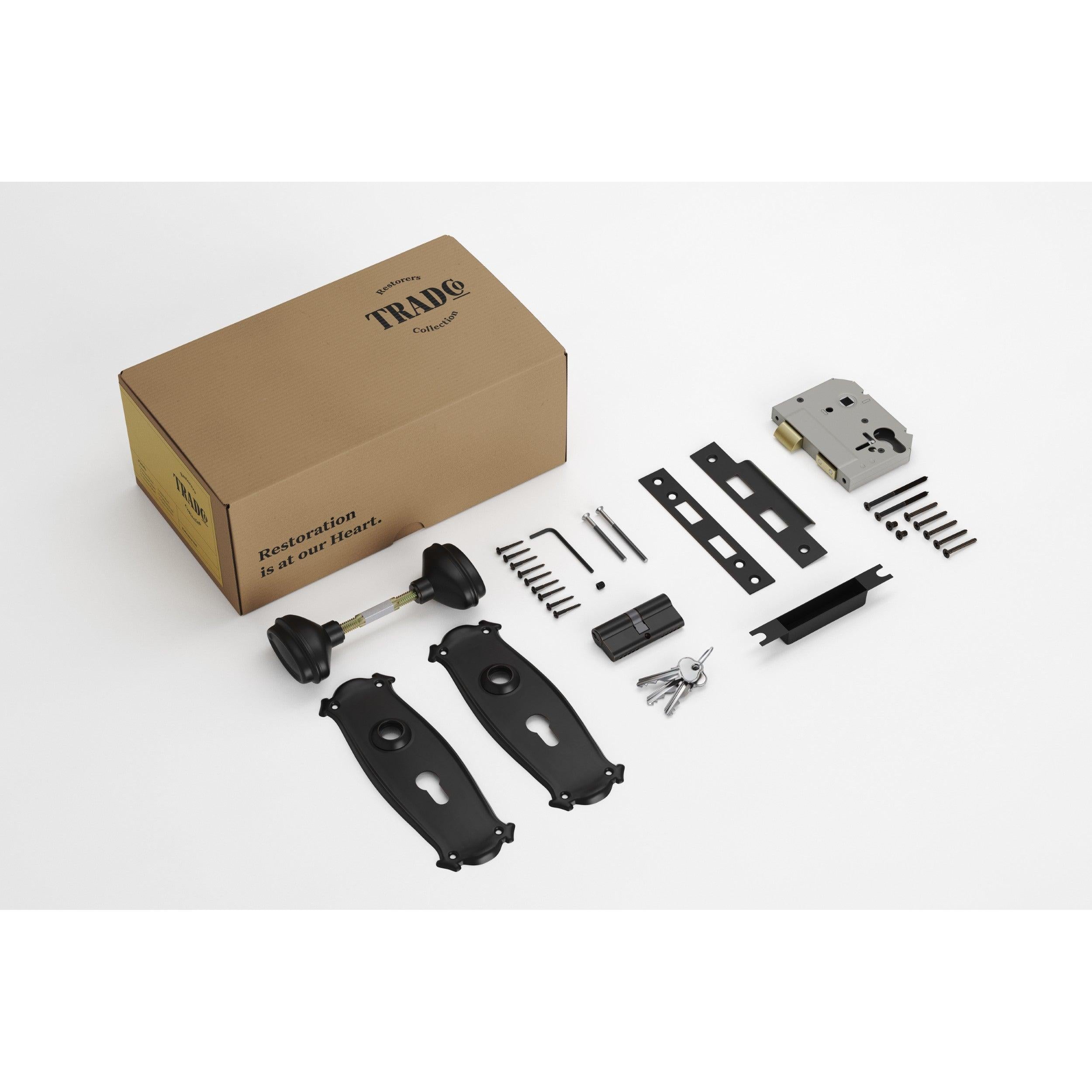 Tradco Door Knob Bungalow Matt Black Key/Key Entrance Set