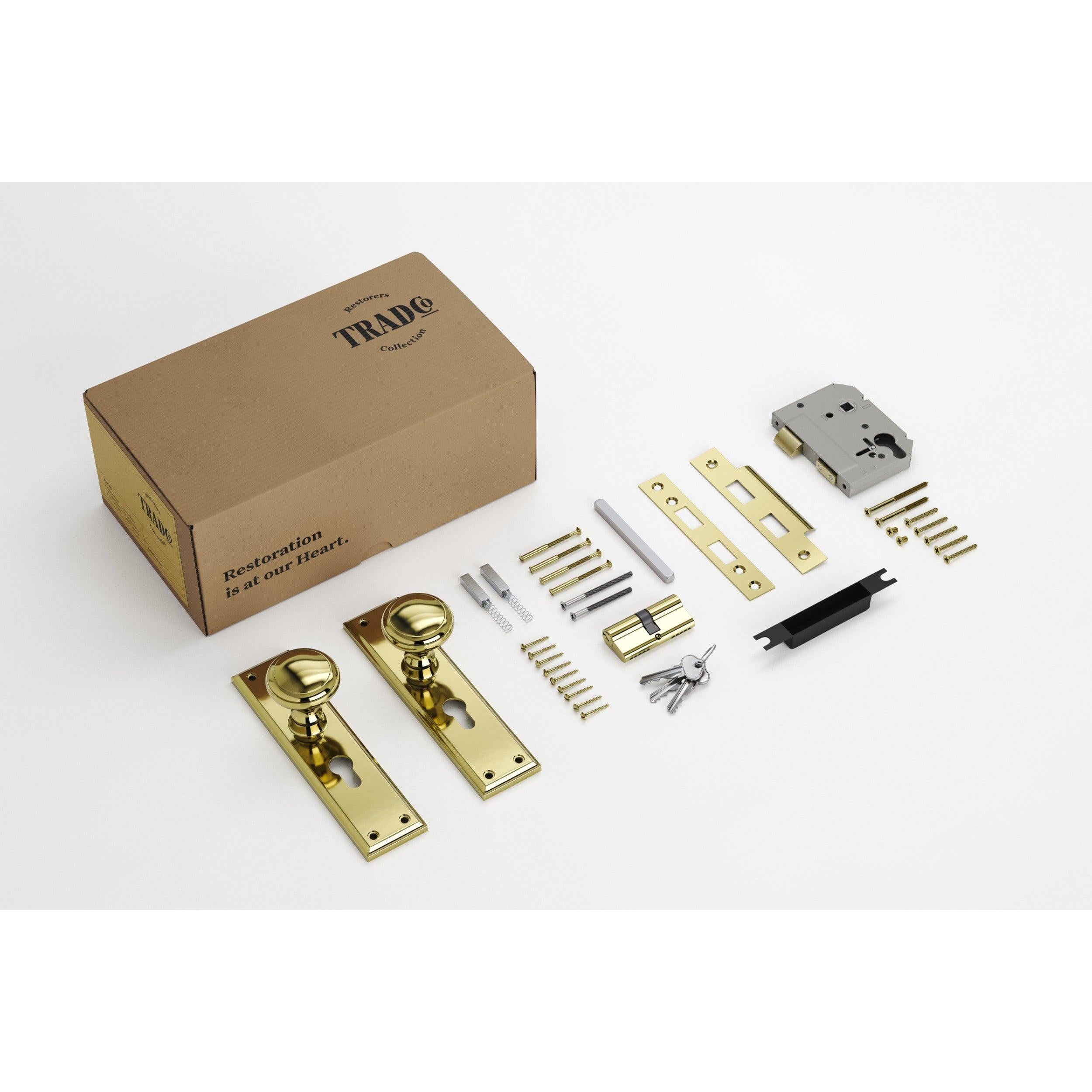 Tradco Door Knob Milton Polished Brass Key/Key Entrance Set